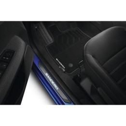 Dacia alkatrészek, Dacia Sandero III 749026910R textilszőnyeg készlet