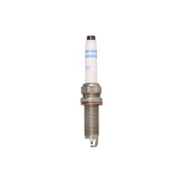 Bosch 0241140537 gyújtógyertya Renault 224019185R megfelelő